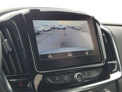 Certified 2023 Chevrolet Traverse LT FWD image 14
