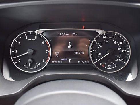 Used 2023 Nissan Rogue SV FWD image 28
