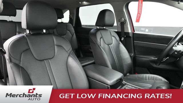 Used 2023 Kia Sorento S w/ Panoramic Sunroof Package FWD image 17