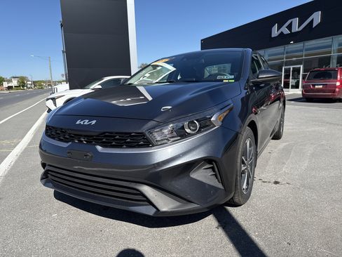 Certified 2023 Kia Forte LXS FWD image 8