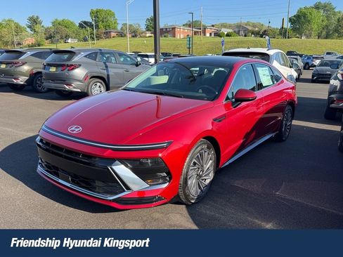New 2026 Hyundai Sonata SEL FWD image 1
