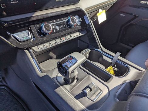 New 2026 GMC Sierra 1500 AT4 w/ Technology Package AWD/4WD image 17
