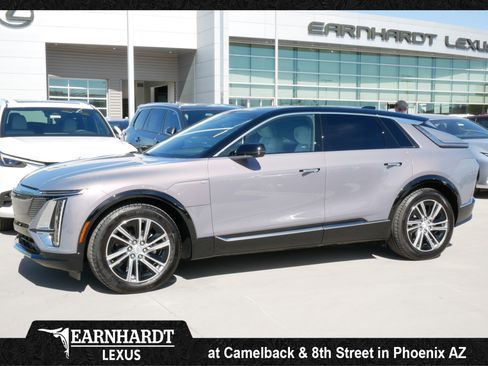 Used 2025 Cadillac Lyriq Luxury image 1