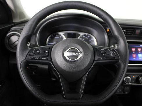 Certified 2025 Nissan Kicks Play S FWD image 10