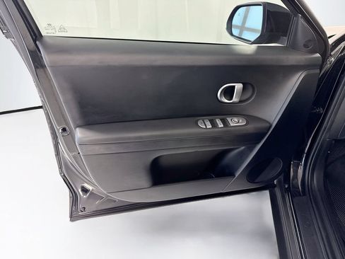 Used 2022 Hyundai Ioniq 5 SE RWD image 24