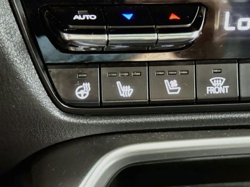 Used 2024 MAZDA CX-90 Plug-In Hybrid w/ Premium Plus AWD/4WD image 4