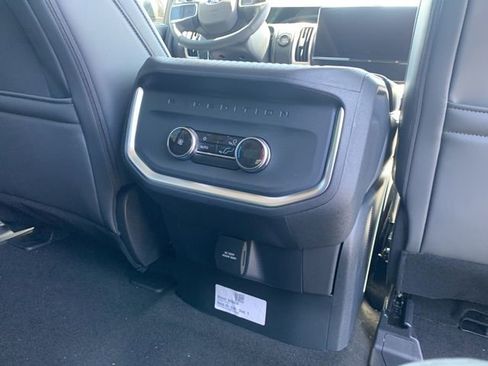 New 2026 Ford Expedition Max Active AWD/4WD image 16