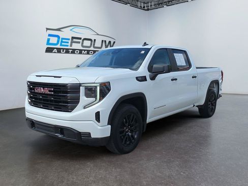 Used 2024 GMC Sierra 1500 Pro w/ Graphite Edition AWD/4WD image 7