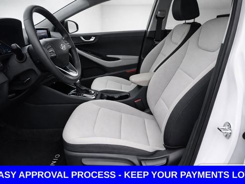 Used 2021 Hyundai Ioniq SE FWD image 8