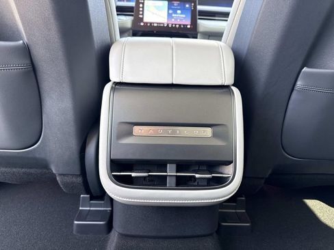 New 2026 Lincoln Nautilus Premier image 16