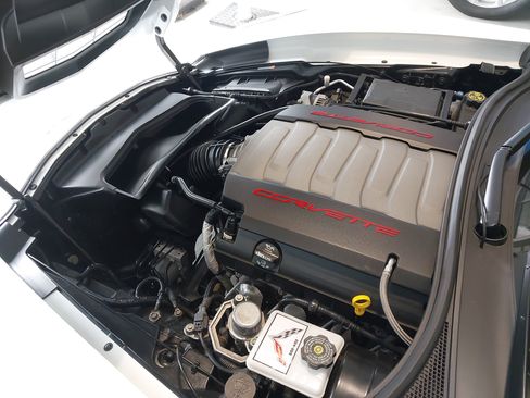 Used 2016 Chevrolet Corvette Stingray Coupe w/ 2LT Preferred Equipment Group RWD image 30