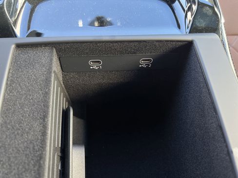 New 2025 Audi S8 image 9