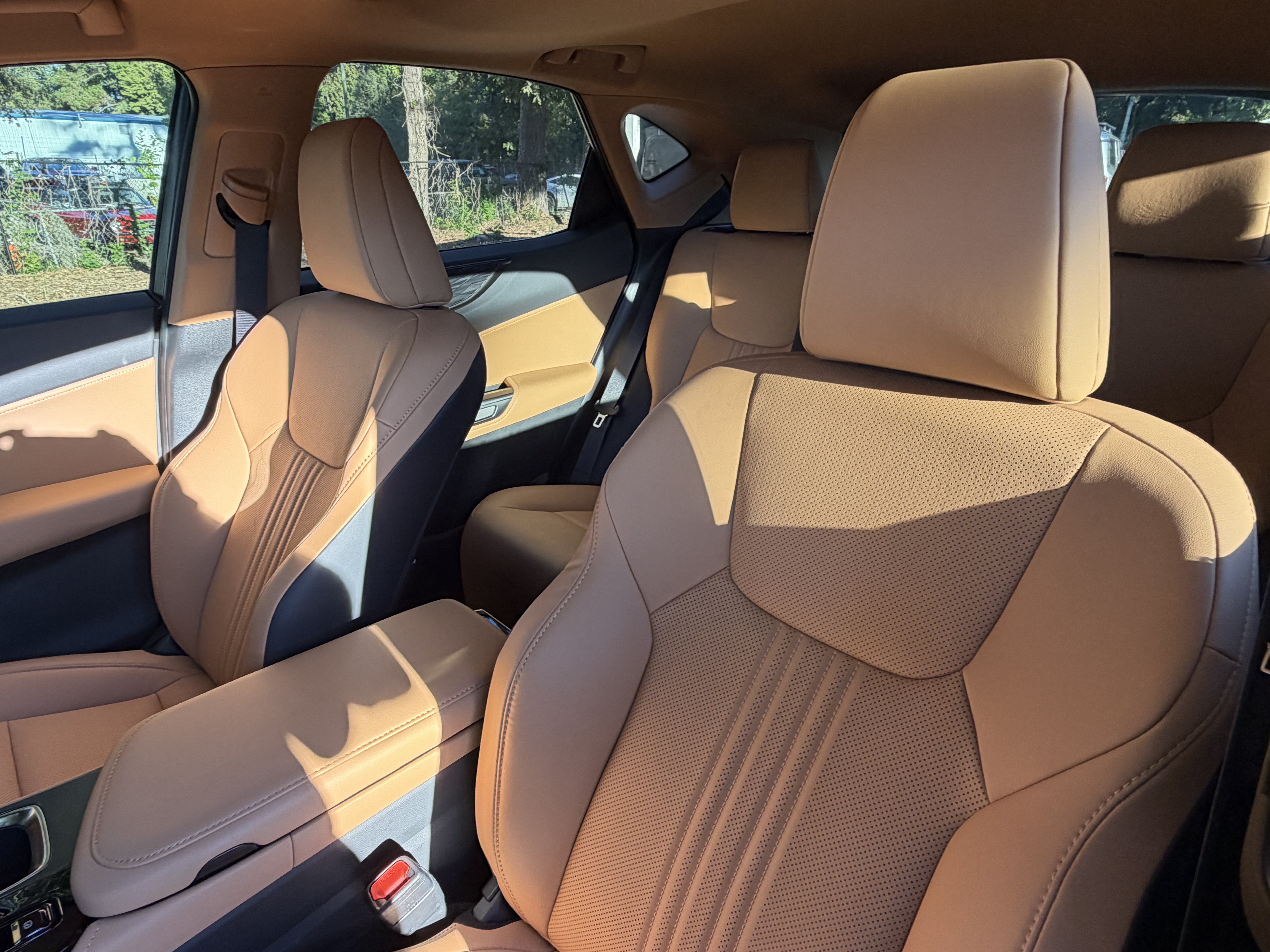 Certified 2025 Lexus NX 350 AWD w/ Accessory Package (2T) image 17