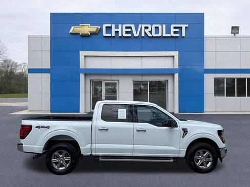 Used 2025 Ford F150 XLT w/ Equipment Group 301A Standard AWD/4WD image 8