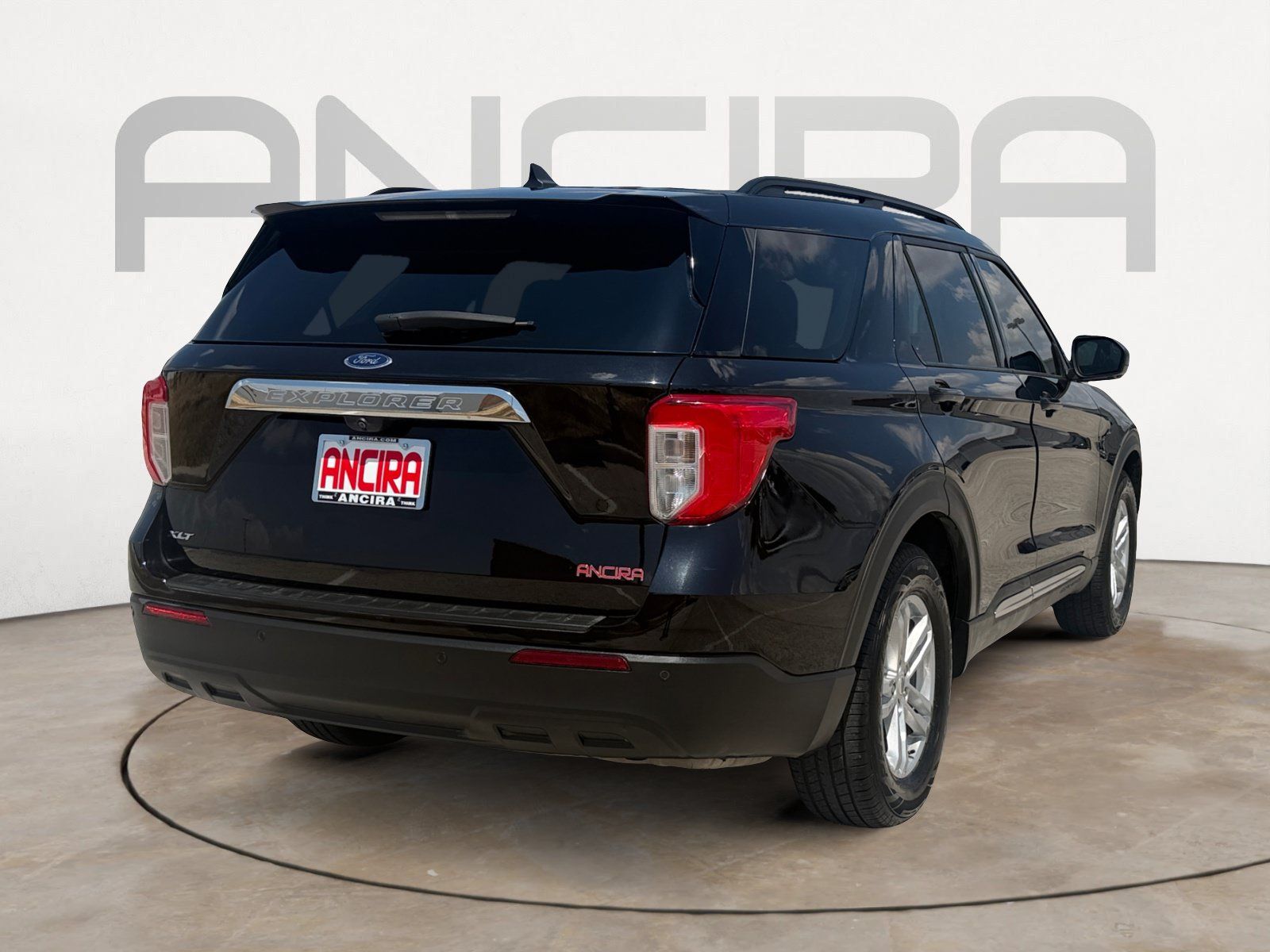 Used 2022 Ford Explorer XLT RWD image 10
