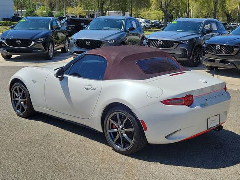 Used 2018 MAZDA MX-5 Miata Grand Touring RWD image 36