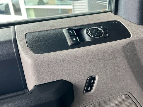 Used 2022 Ford F250 XL w/ Power Equipment Group image 17