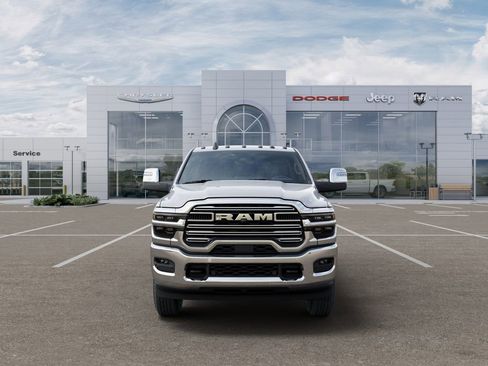 New 2025 RAM 3500 Laramie AWD/4WD image 6