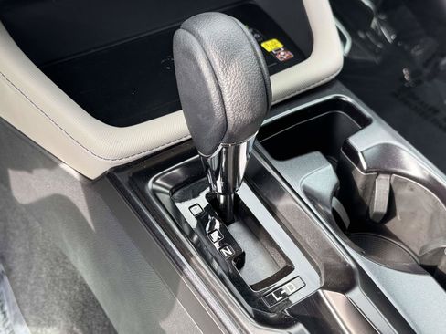 Certified 2026 Subaru Forester Premium AWD/4WD image 19