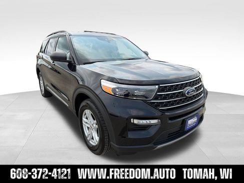 Used 2024 Ford Explorer XLT w/ Equipment Group 202A AWD/4WD image 11