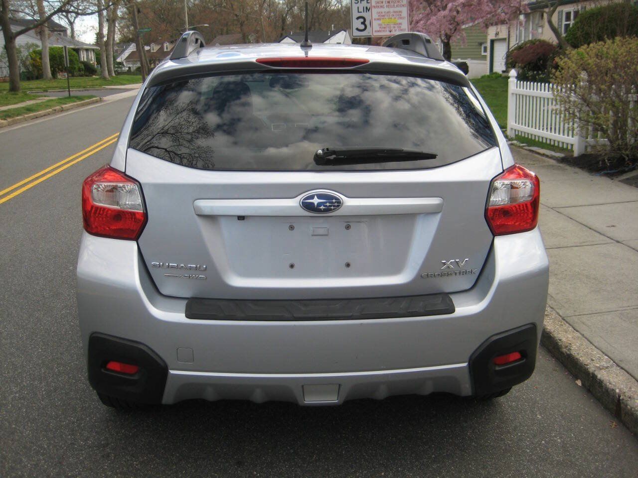 Used 2015 Subaru Crosstrek 2.0i Premium w/ Moonroof Package AWD/4WD image 5