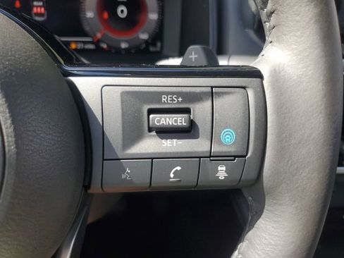 Certified 2023 Nissan Rogue Platinum w/ Platinum Premium Package image 17