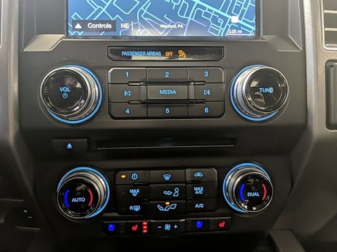 Used 2018 Ford F150 Limited w/ Trailer Tow Package image 22