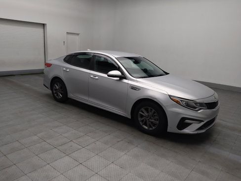 Used 2020 Kia Optima LX image 11