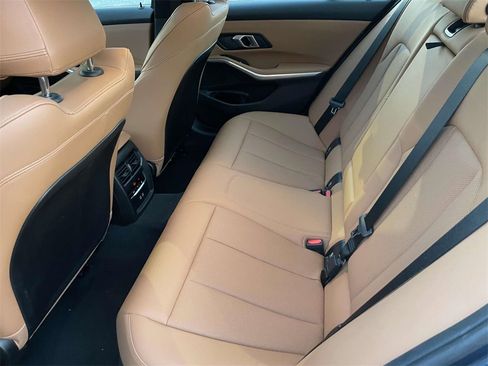 Used 2025 BMW 330i Sedan image 13