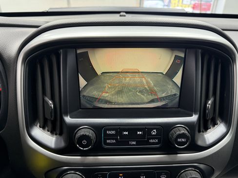 Used 2017 Chevrolet Colorado ZR2 image 18