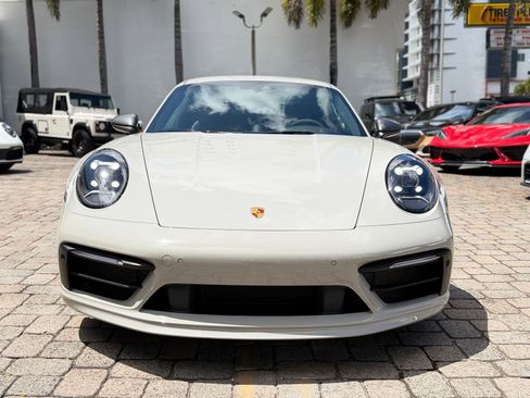 Used 2024 Porsche 911 Carrera T image 4