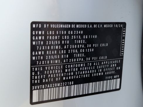 Used 2024 Volkswagen Tiguan Wolfsburg Edition w/ Panoramic Sunroof Package image 40