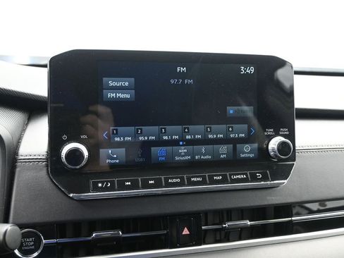 Used 2024 Mitsubishi Outlander image 14