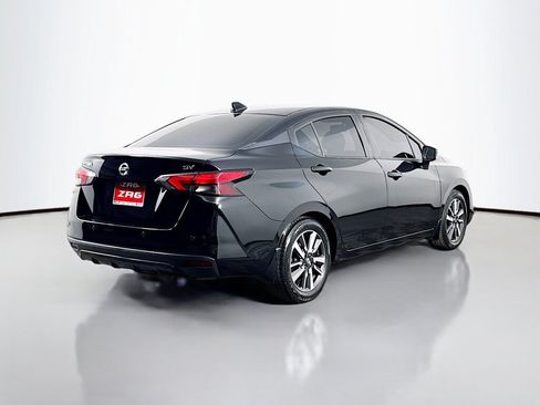 Used 2020 Nissan Versa SV FWD image 5