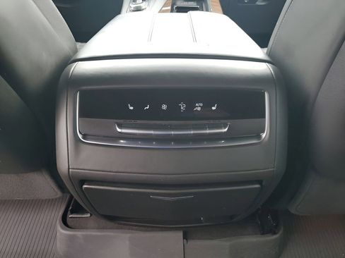 Certified 2023 Cadillac Escalade Sport Platinum w/ LPO, ONYX Package image 22