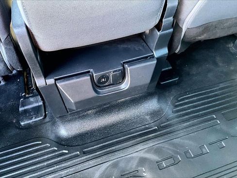 Used 2023 Ford F250 XL w/ FX4 Off-Road Package image 32