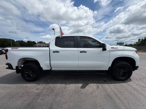 Used 2024 Chevrolet Silverado 1500 Custom Trail Boss AWD/4WD image 5