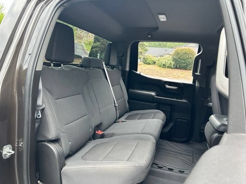 Used 2021 Chevrolet Silverado 1500 Custom RWD image 32