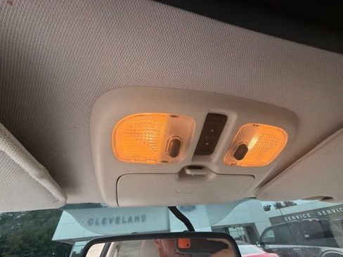 Used 2009 Ford Escape XLT FWD image 16