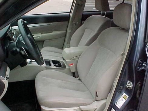 Used 2014 Subaru Legacy 2.5i w/ Alloy Wheel Package image 13