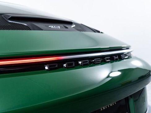 Used 2022 Porsche 911 GT3 image 14