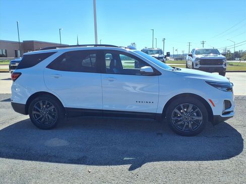 Used 2024 Chevrolet Equinox RS w/ RS Leather Package image 22