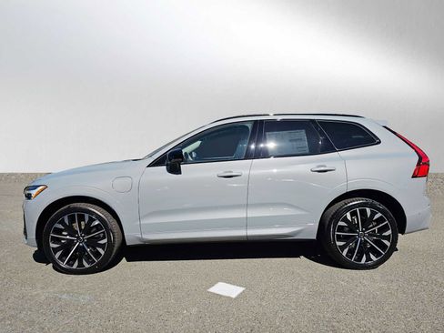 New 2026 Volvo XC60 T8 Ultra w/ Protection Package Premier AWD/4WD image 6