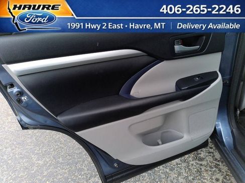 Used 2018 Toyota Highlander XLE AWD/4WD image 18