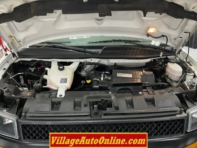 Used 2020 Chevrolet Express 2500 w/ Safety Package RWD image 32
