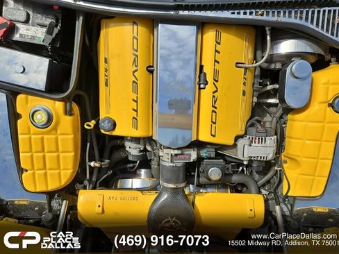 Used 2004 Chevrolet Corvette Convertible w/ Preferred Equipment Group RWD image 10