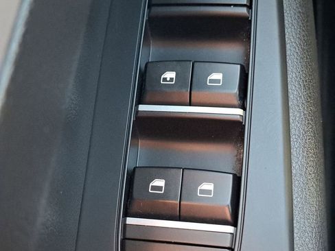 Used 2023 Kia Forte LXS image 25