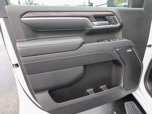 New 2026 GMC Sierra 3500 SLT w/ SLT Premium Package image 13