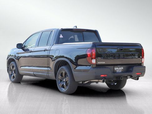 Used 2024 Honda Ridgeline Black Edition image 3