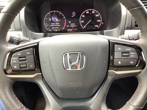 Used 2025 Honda Odyssey Sport-L image 49